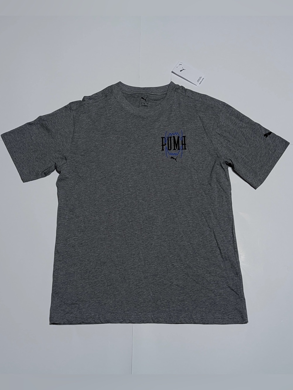Puma graphic logo T-Shirt - 633618_02
Medium Gray Heather Men’s Size M Medium